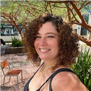 Professora de Geografia com mais de oito anos de experiência em ensino. Aulas Online